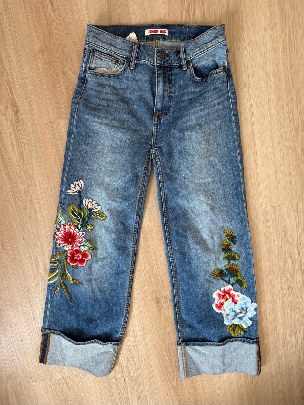JOHNNY WAS Advestia Denim Floral Embroidered Wide Leg Cuffed Ankle Jeans